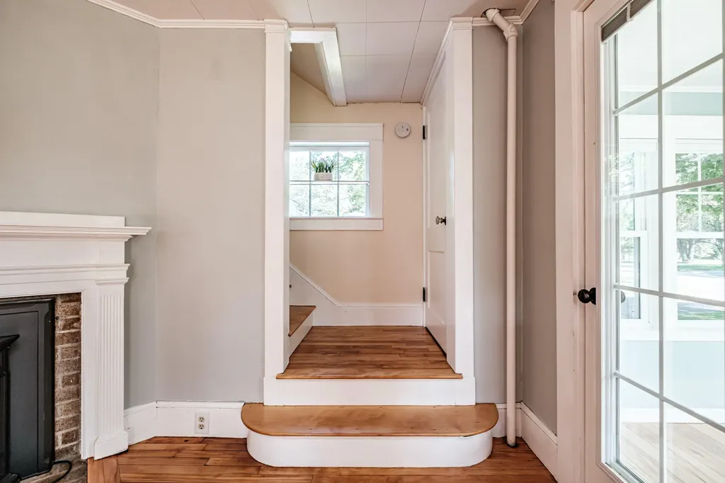 32 Pine Point Road Scarborough ME 04074