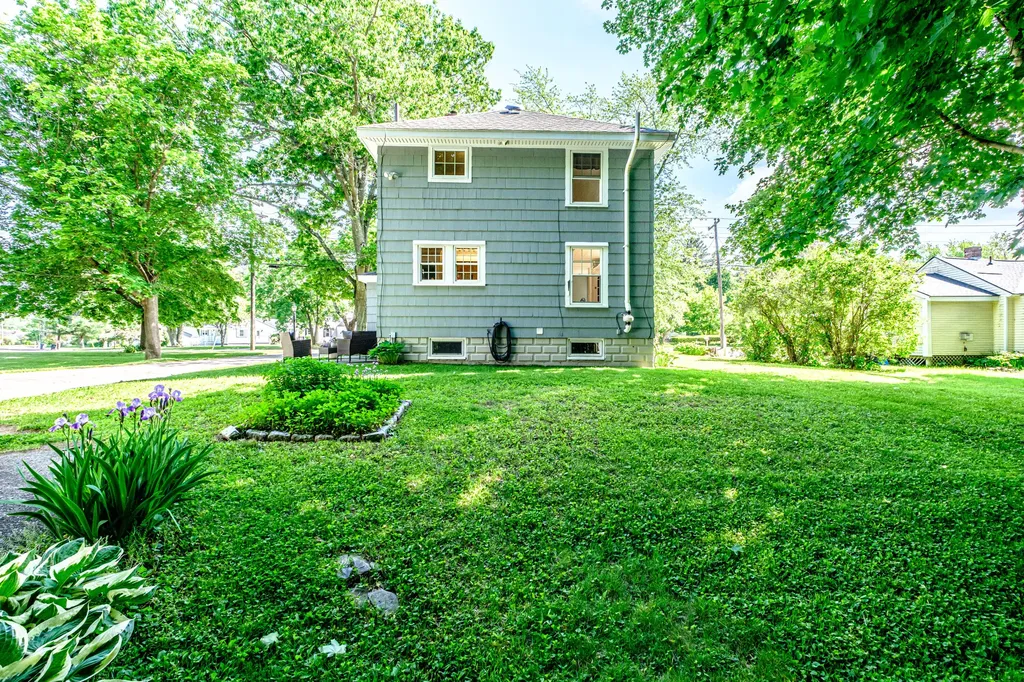 32 Pine Point Road Scarborough ME 04074