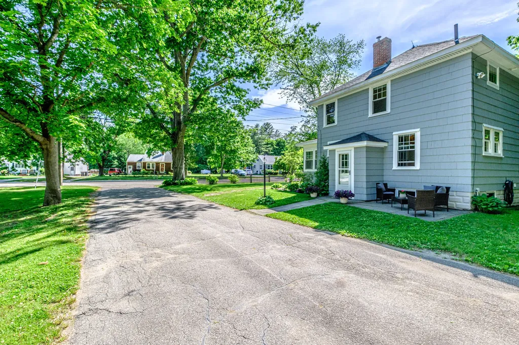 32 Pine Point Road Scarborough ME 04074