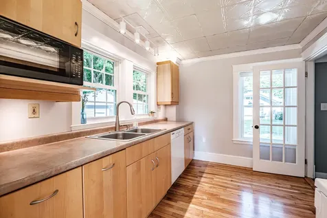 32 Pine Point Road Scarborough ME 04074