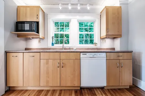 32 Pine Point Road Scarborough ME 04074