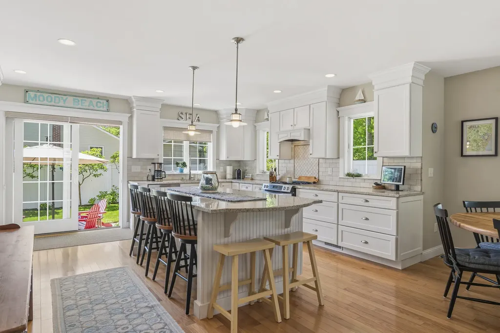 11 Sassafras Street Wells ME 04090