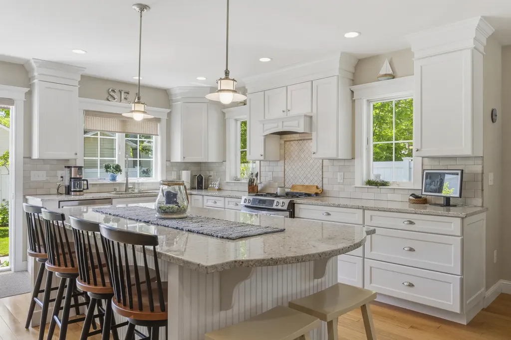 11 Sassafras Street Wells ME 04090