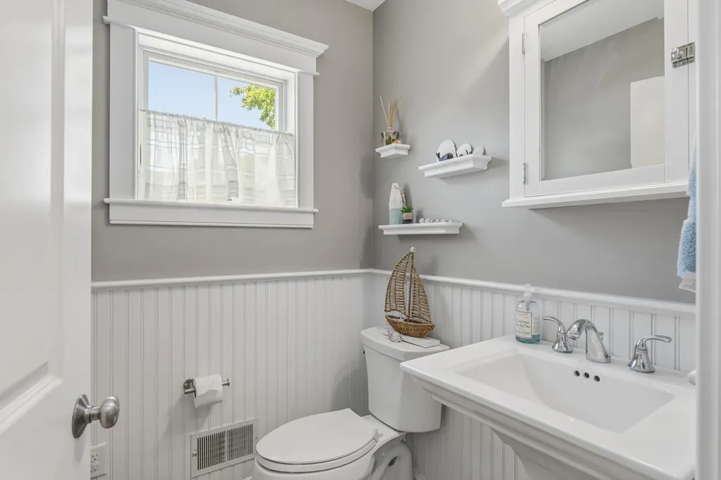 11 Sassafras Street Wells ME 04090