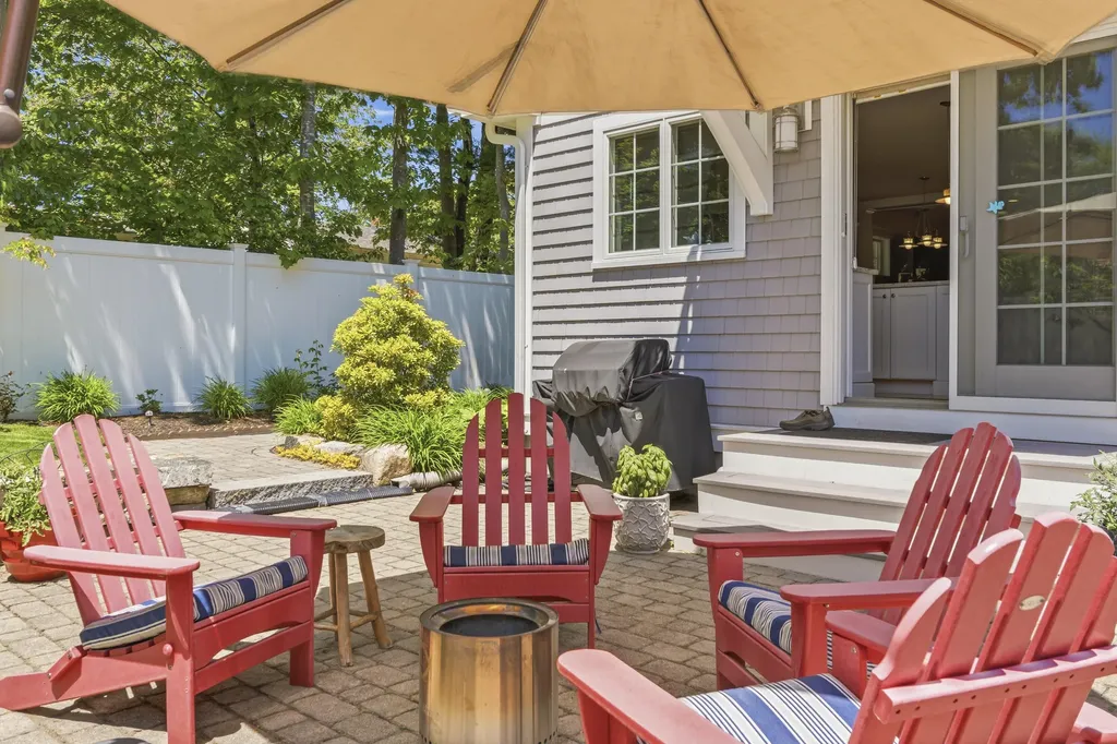 11 Sassafras Street Wells ME 04090