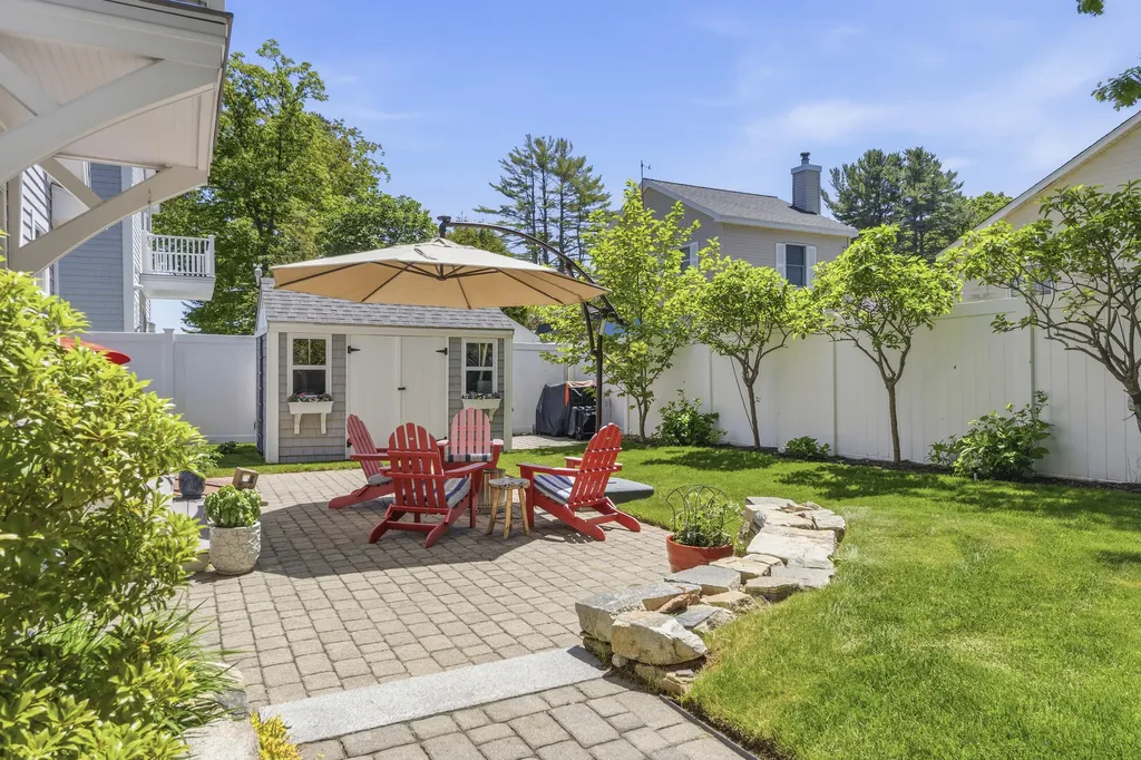 11 Sassafras Street Wells ME 04090