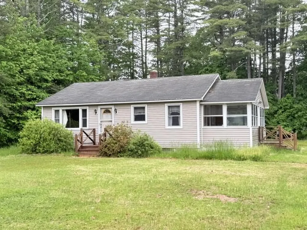 Saco ME, 82 Jenkins Road