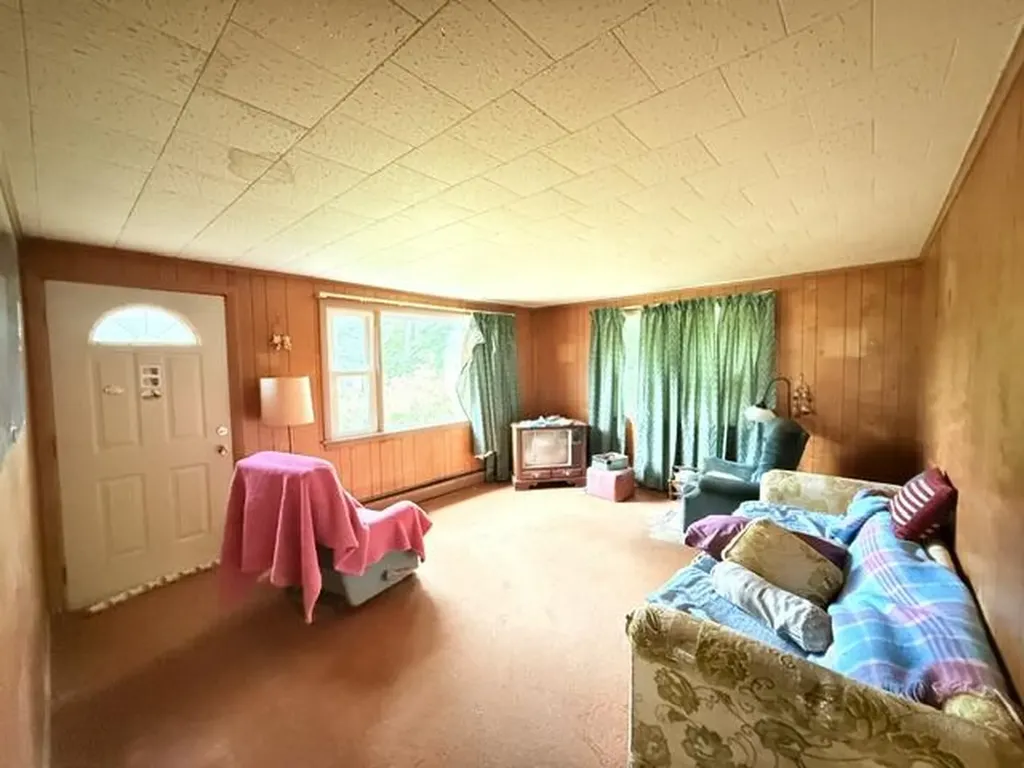 82 Jenkins Road Saco ME 04072