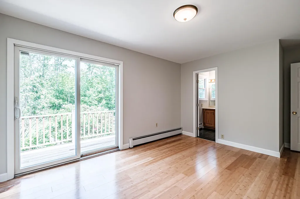 235 Augusta Road Topsham ME 04086