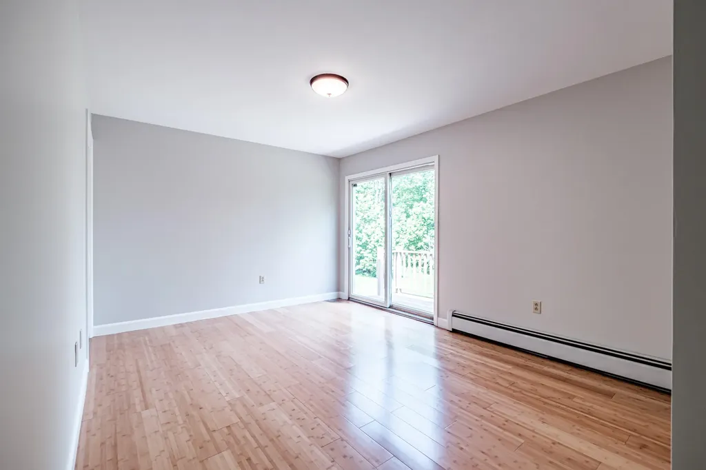 235 Augusta Road Topsham ME 04086