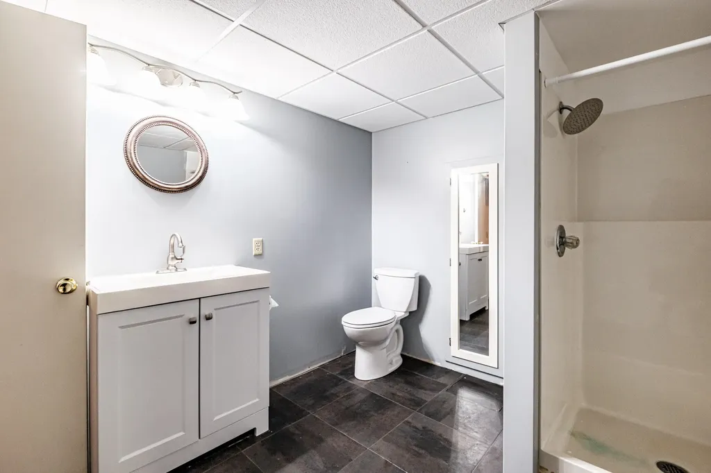 235 Augusta Road Topsham ME 04086