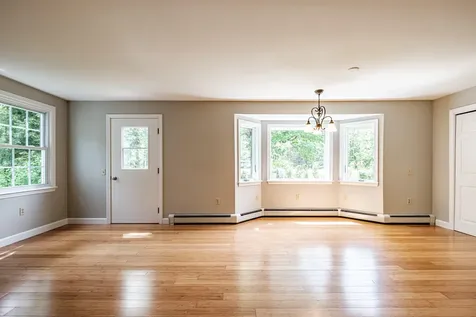 235 Augusta Road Topsham ME 04086