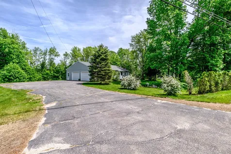 235 Augusta Road Topsham ME 04086