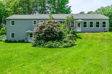 235 Augusta Road Topsham ME 04086