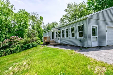 235 Augusta Road Topsham ME 04086