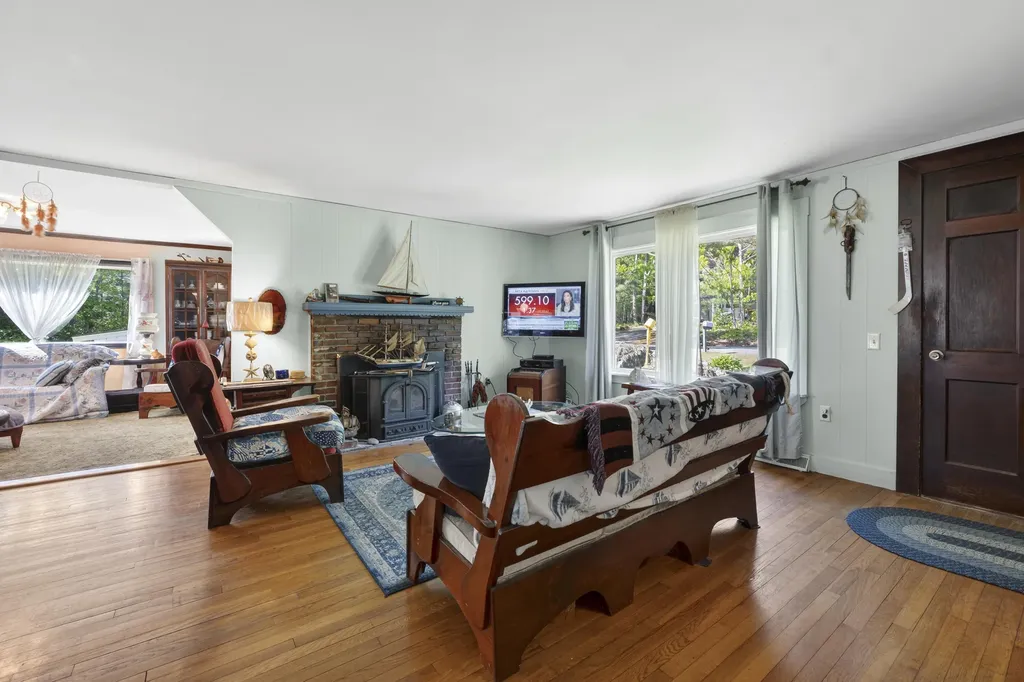 115 Agamenticus Avenue York ME 03902
