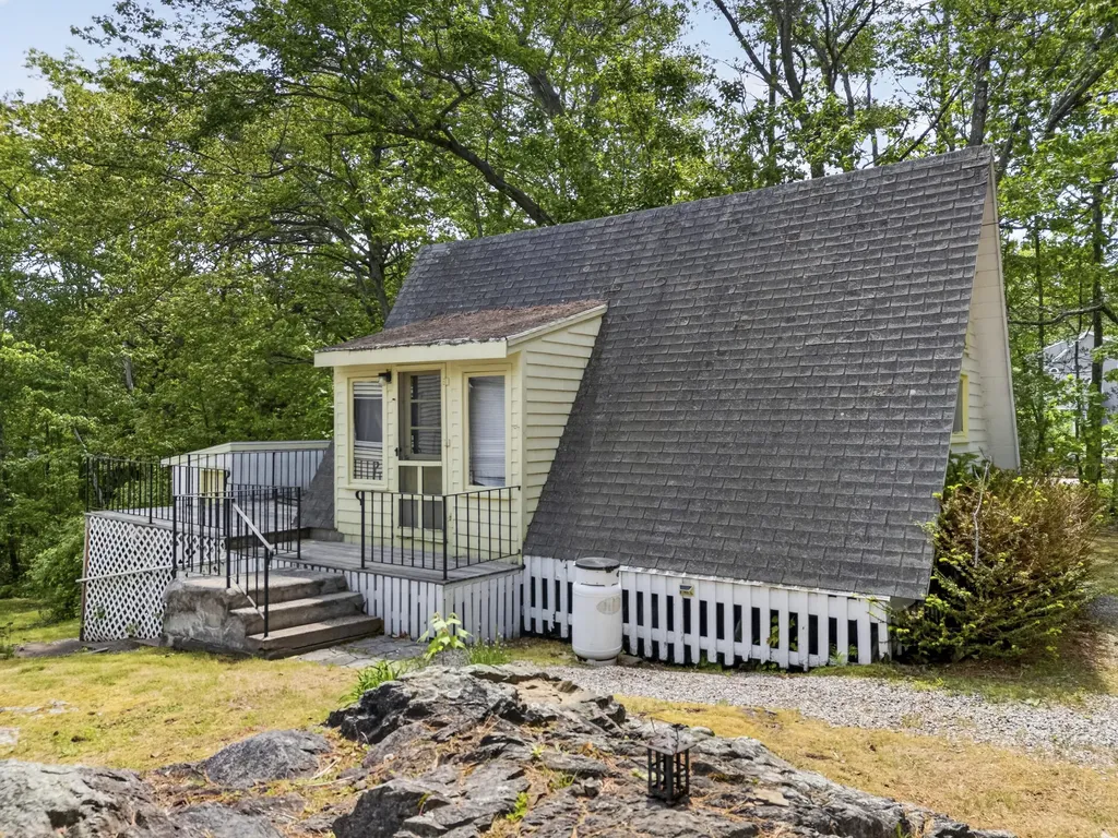 115 Agamenticus Avenue York ME 03902