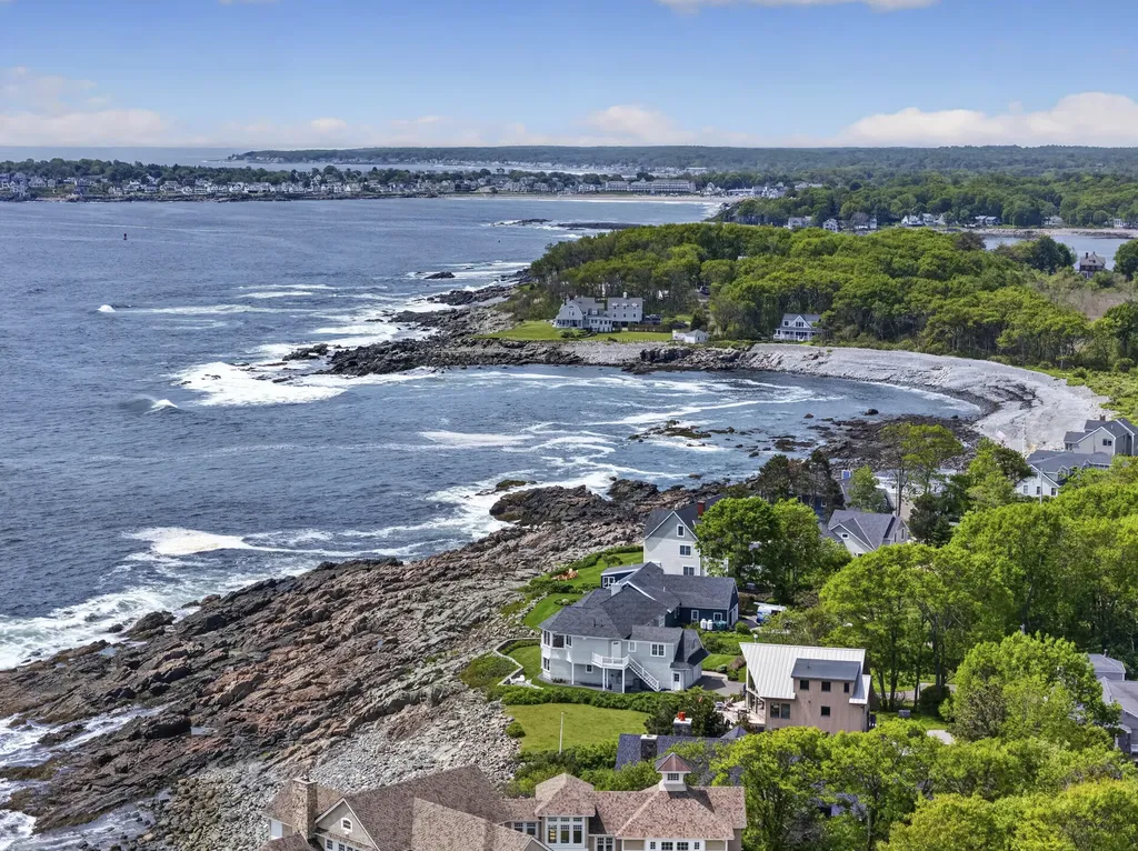 115 Agamenticus Avenue York ME 03902
