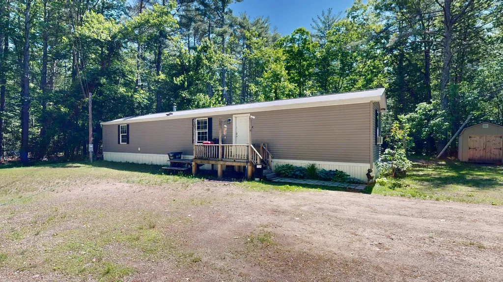 28 Bethany Drive Sanford ME 04073