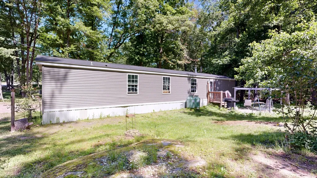 28 Bethany Drive Sanford ME 04073