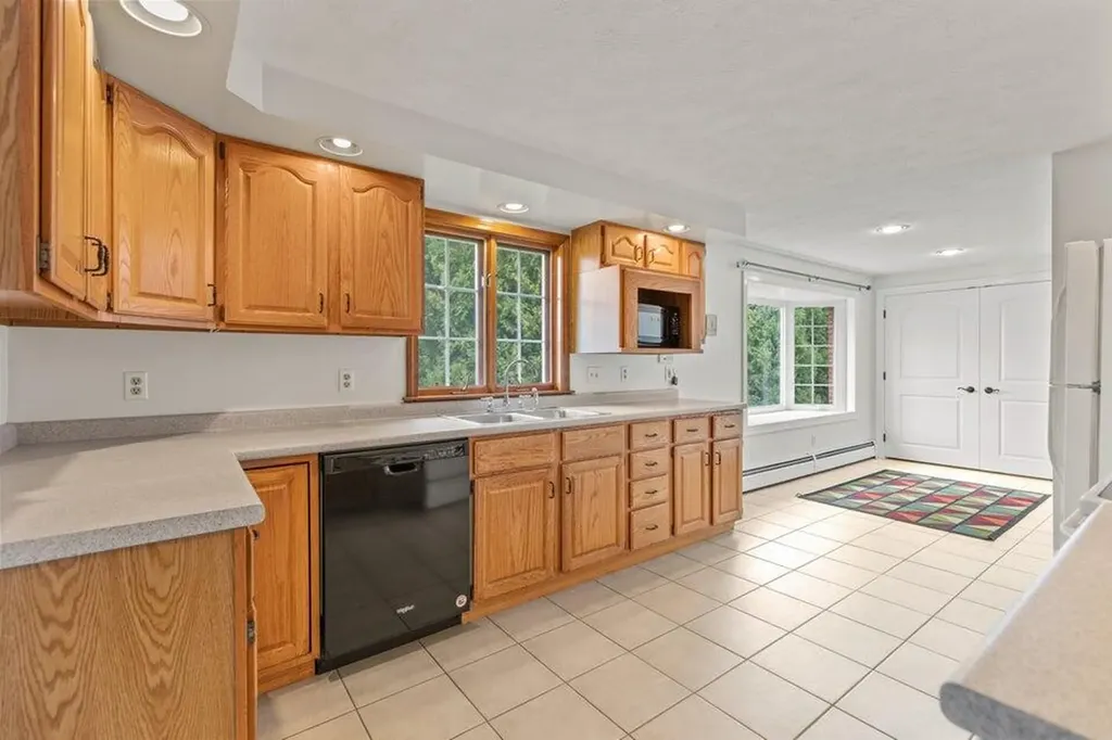 1 Trix Lane Biddeford ME 04005