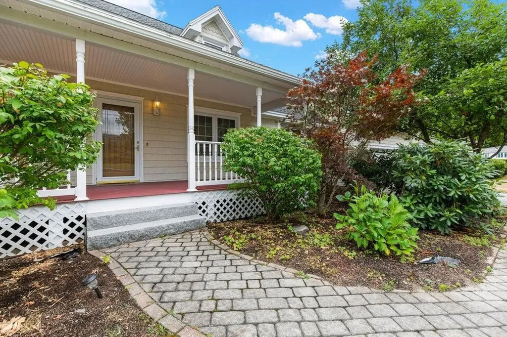 1 Trix Lane Biddeford ME 04005
