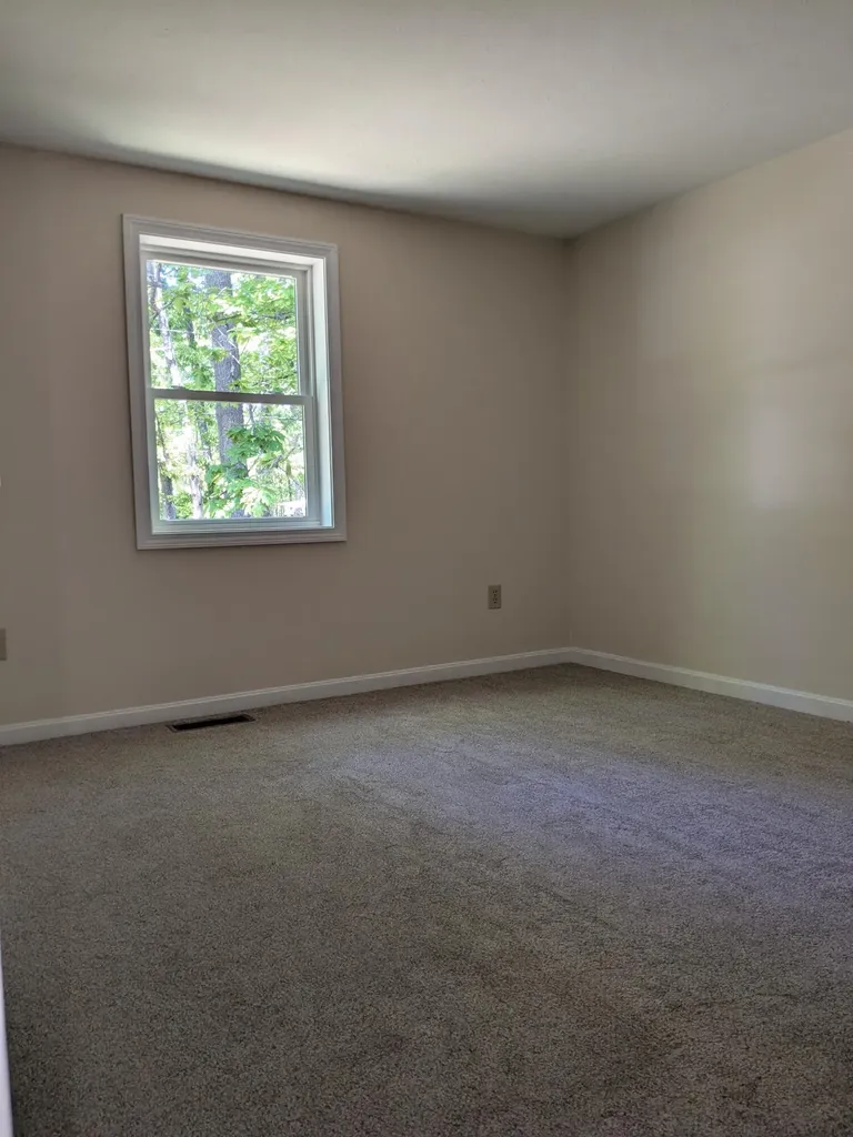 35 Pierce Avenue Sanford ME 04073