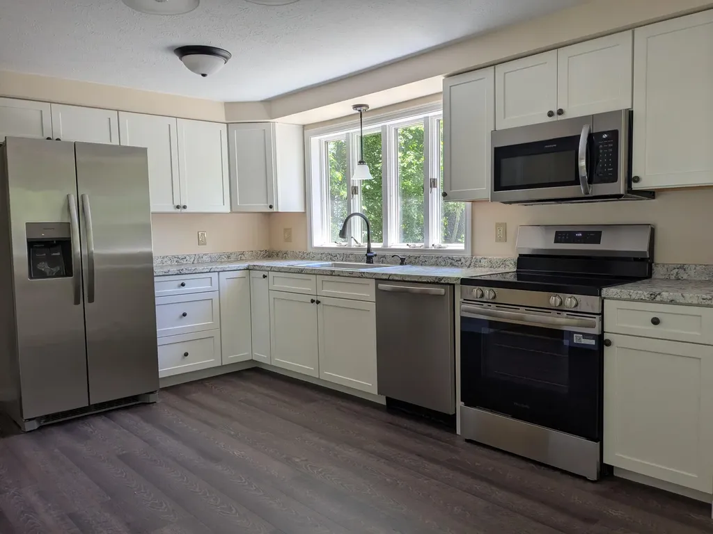 35 Pierce Avenue Sanford ME 04073