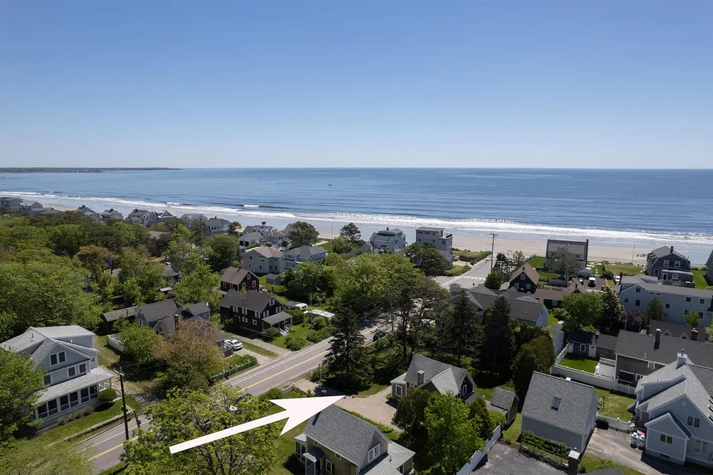 481 Drakes Island Road Wells ME 04090