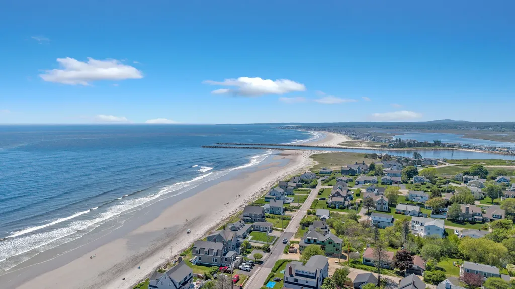 481 Drakes Island Road Wells ME 04090