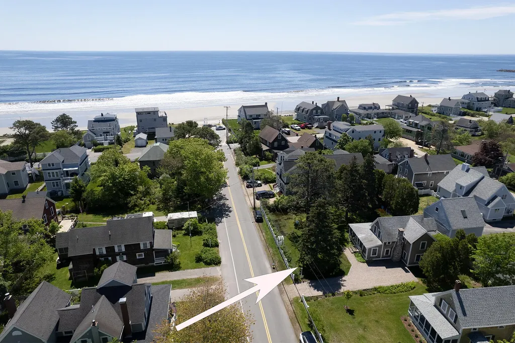 481 Drakes Island Road Wells ME 04090