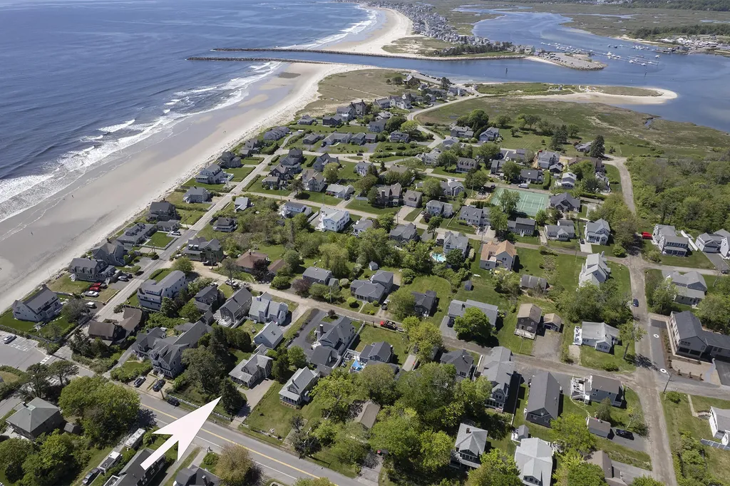 481 Drakes Island Road Wells ME 04090