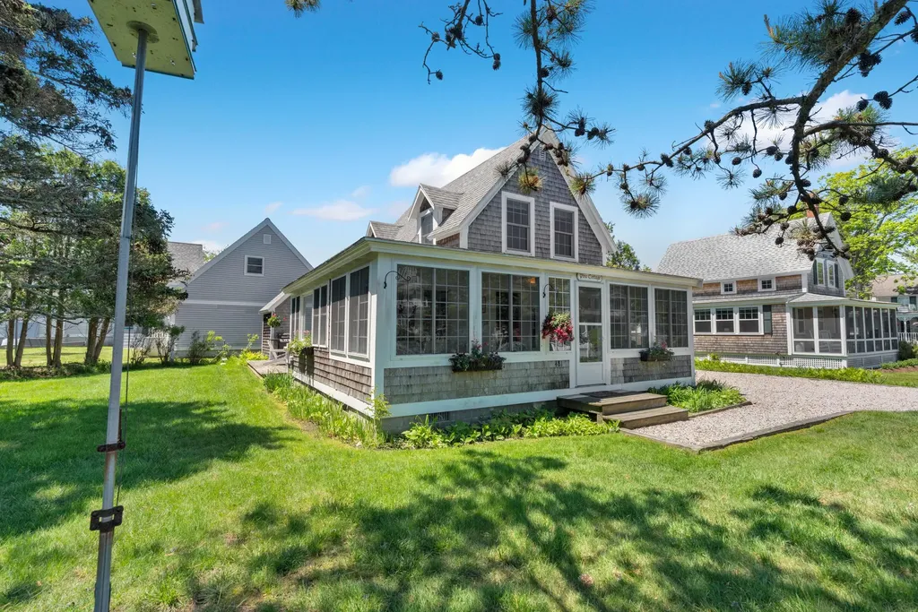 481 Drakes Island Road Wells ME 04090