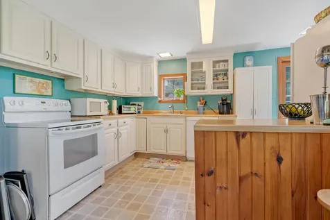 481 Drakes Island Road Wells ME 04090