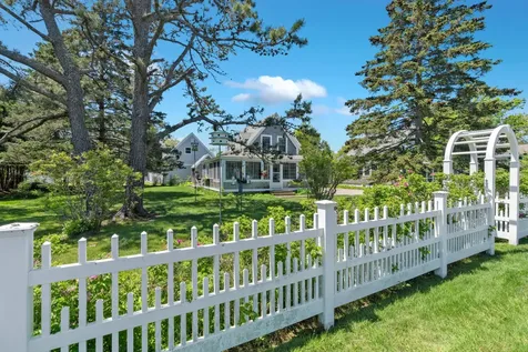 481 Drakes Island Road Wells ME 04090