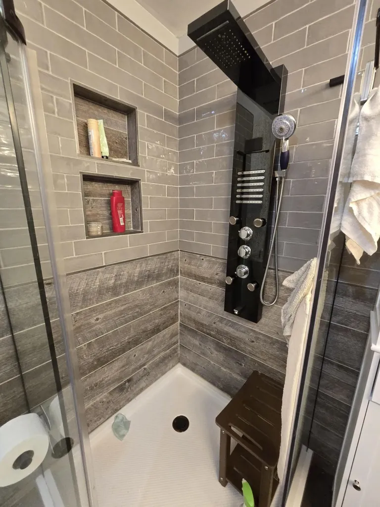 5 S Shore Road Glenburn ME 04401