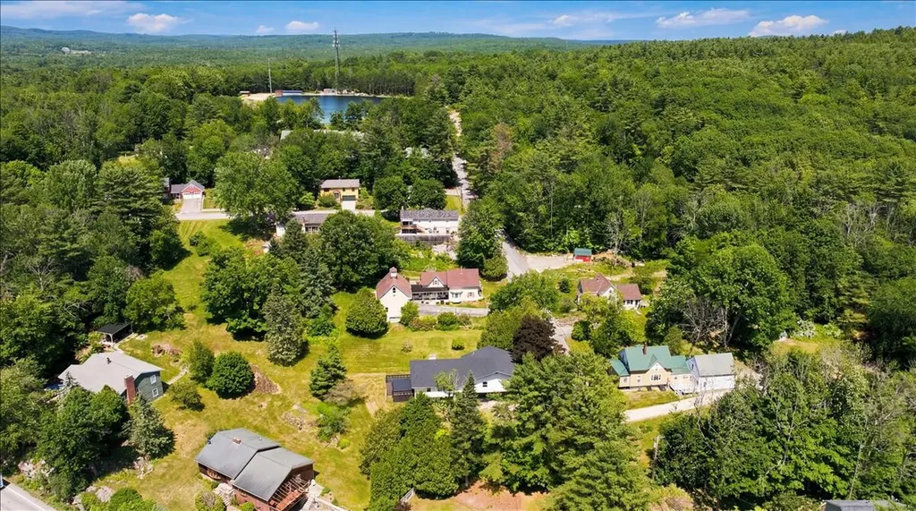 466 East Avenue Lewiston ME 04240