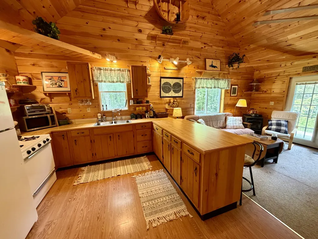 561 Lakeview Road Topsfield ME 04490