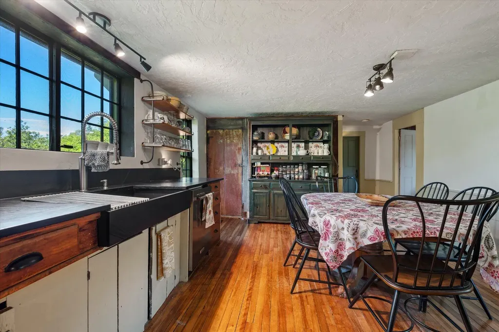 468 Hinckley Ridge Road Blue Hill ME 04614