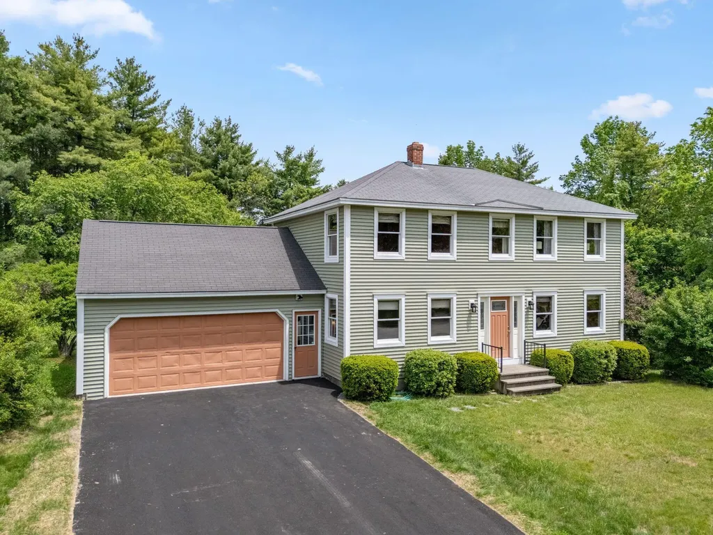 22 Crestwood Drive Westbrook ME 04092