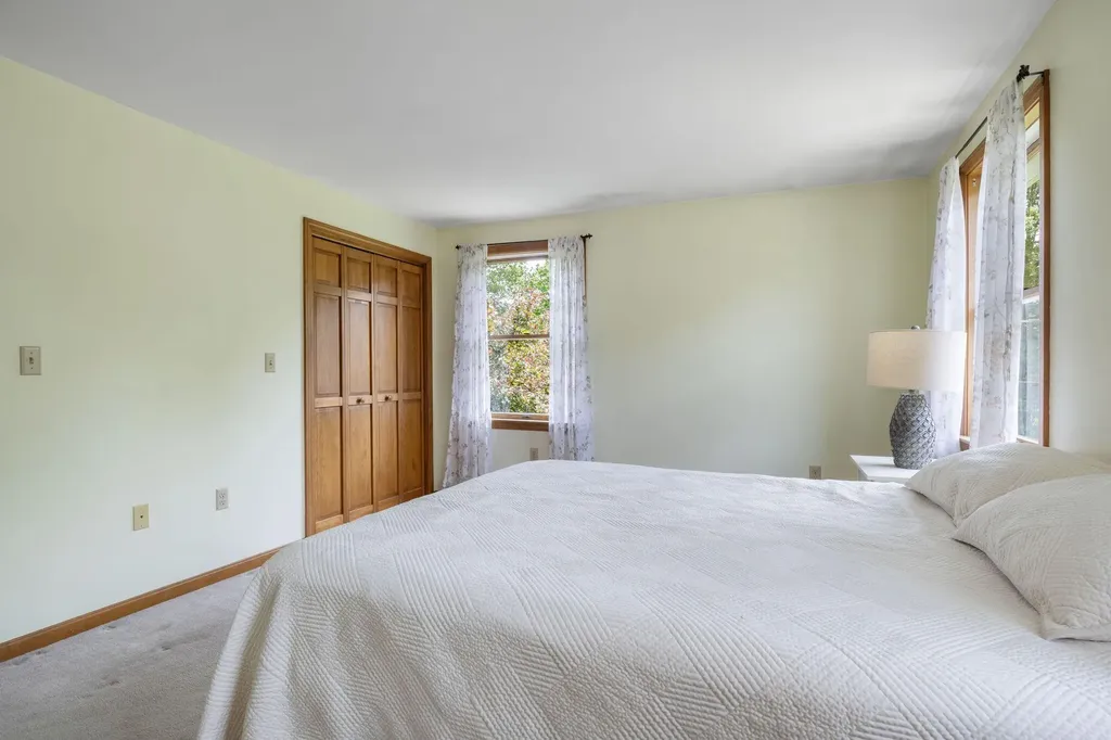22 Crestwood Drive Westbrook ME 04092