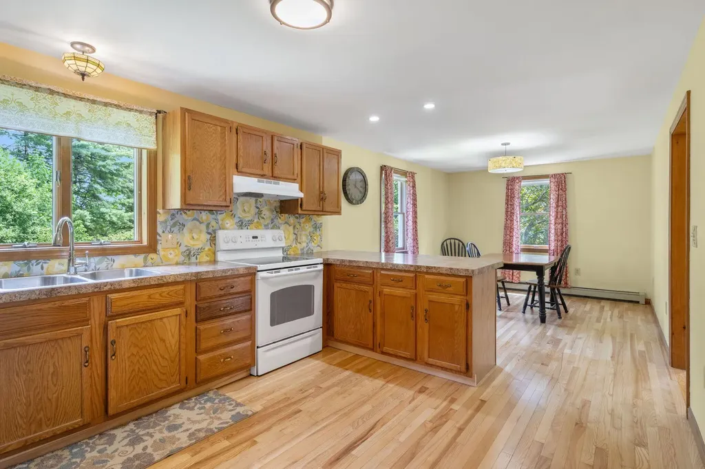 22 Crestwood Drive Westbrook ME 04092
