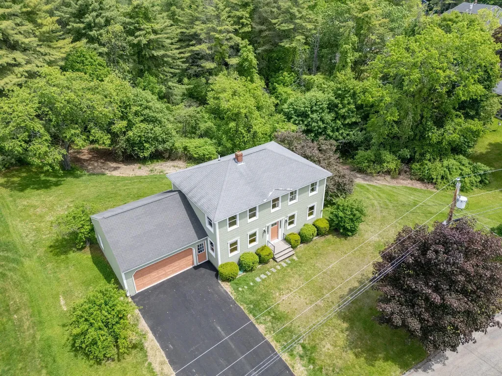 22 Crestwood Drive Westbrook ME 04092
