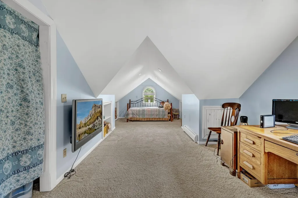 135 Crockett Road Dexter ME 04930