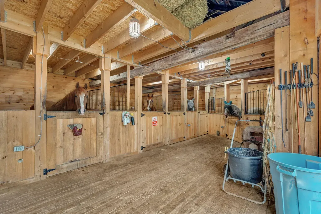 135 Crockett Road Dexter ME 04930