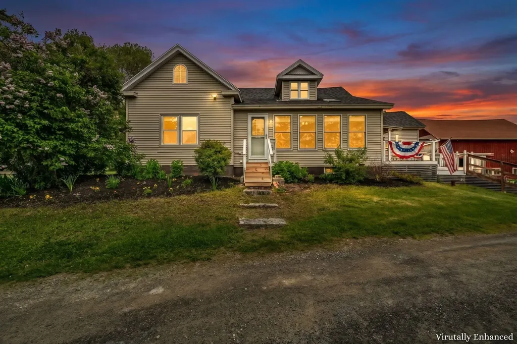 135 Crockett Road Dexter ME 04930