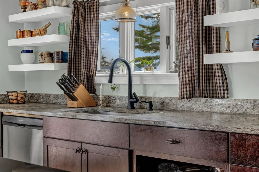 135 Crockett Road Dexter ME 04930