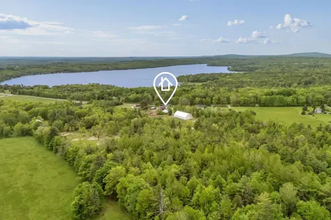 135 Crockett Road Dexter ME 04930