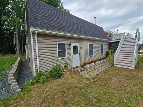 28 Fox Run Lamoine ME 04605