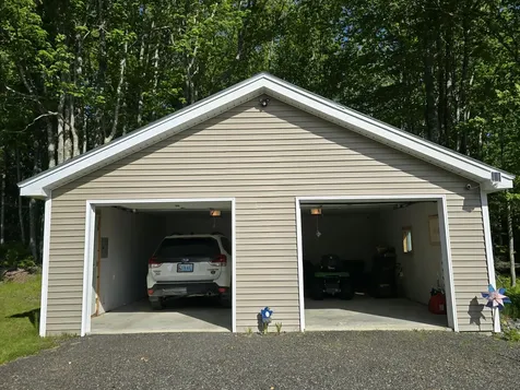 28 Fox Run Lamoine ME 04605